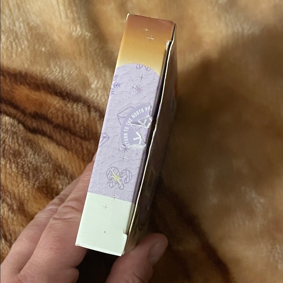 NYX Butter Gloss Trio - Clear, Soft Pink, Warm Brown - Picture 4 of 5